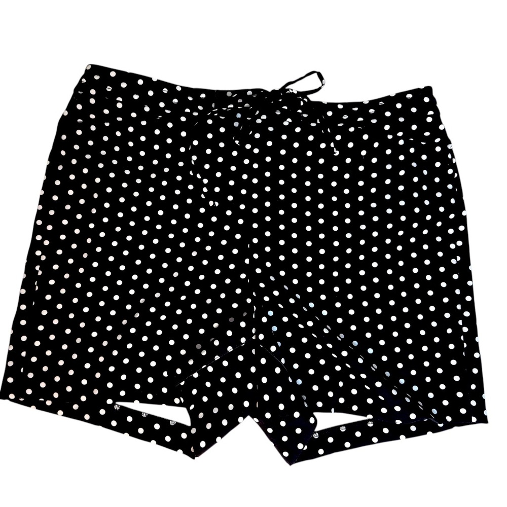 INC International concepts Black and White Polka Dot Shorts size XL